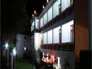 Hotel Maya Regency Bhīm Tāl Extérieur photo