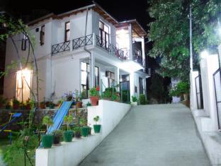 Hotel Maya Regency Bhīm Tāl Extérieur photo