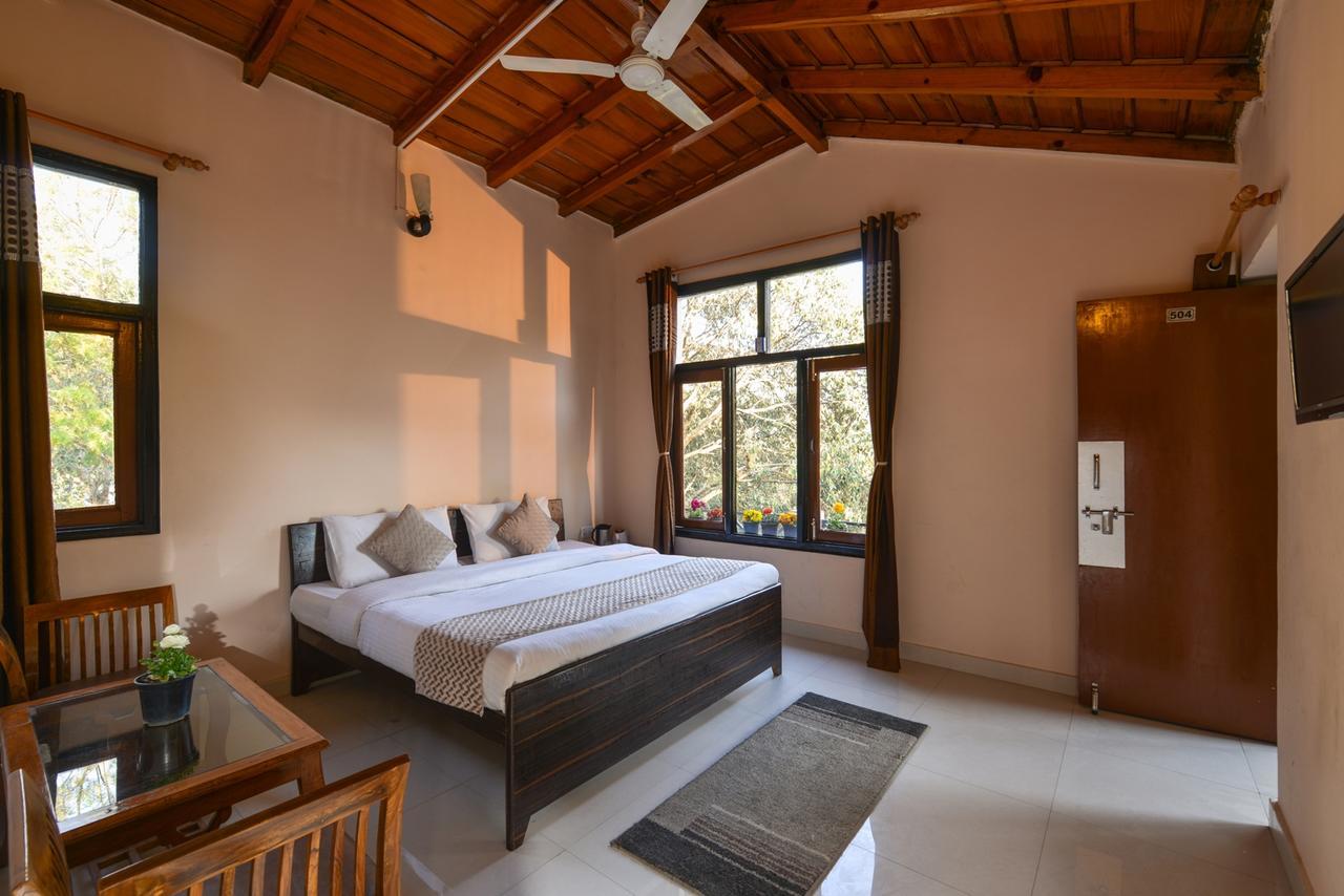Hotel Maya Regency Bhīm Tāl Extérieur photo